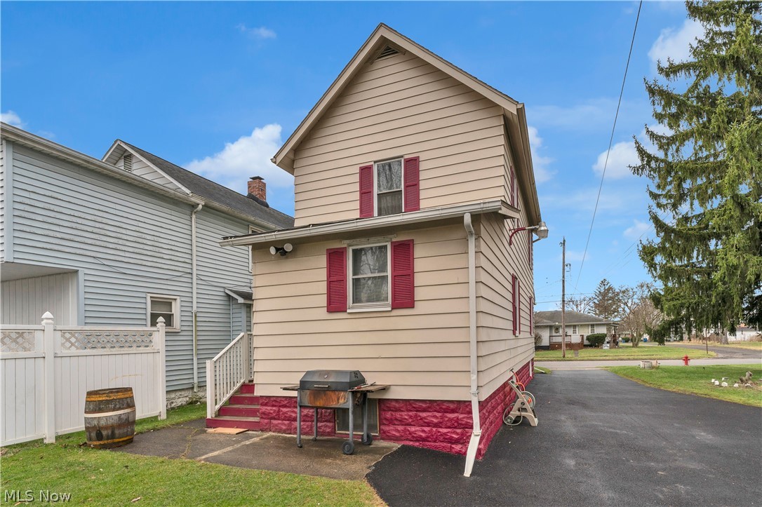 601 Ann Avenue Niles OH 44446