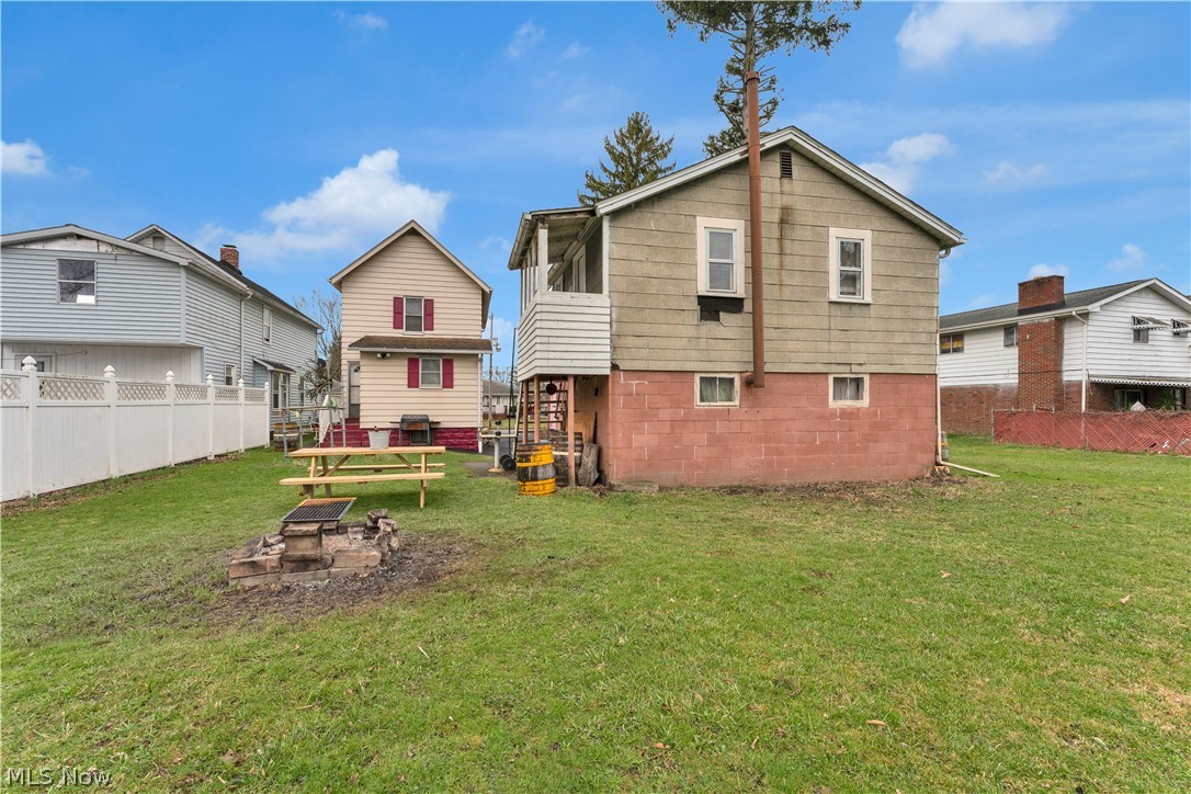 601 Ann Avenue Niles OH 44446