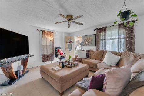 601 Ann Avenue Niles OH 44446