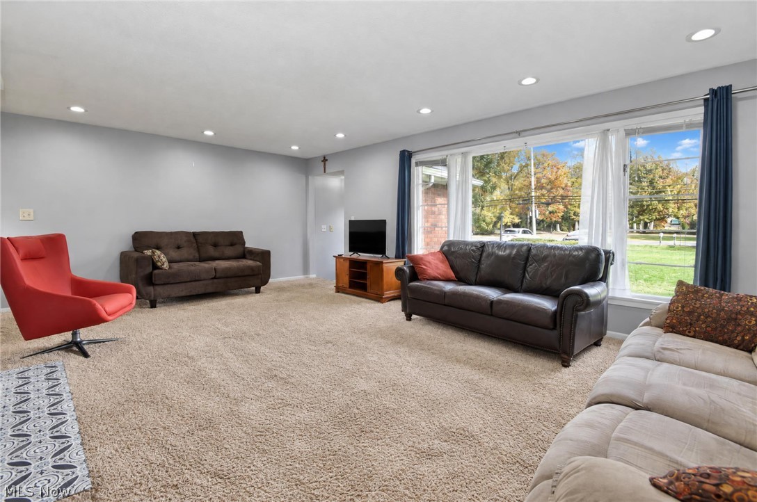 2690 River Road Willoughby Hills OH 44094