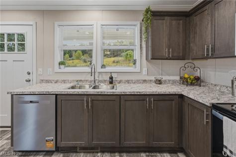 14000 Lincoln Street SE Minerva OH 44657
