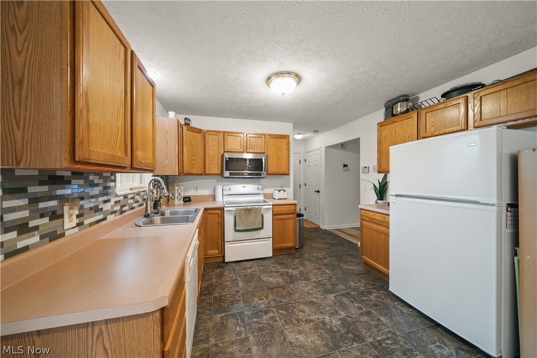 9545 Greenmeadow Road Windham OH 44288