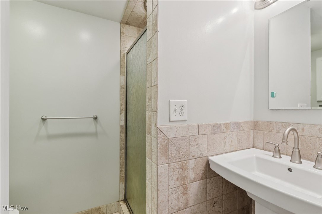 14761 Calaboone Road Doylestown OH 44230