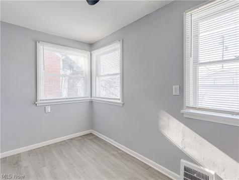 5728 South Boulevard Maple Heights OH 44137