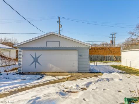 5728 South Boulevard Maple Heights OH 44137