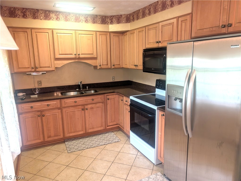 5779 Greer Road SE Uhrichsville OH 44683
