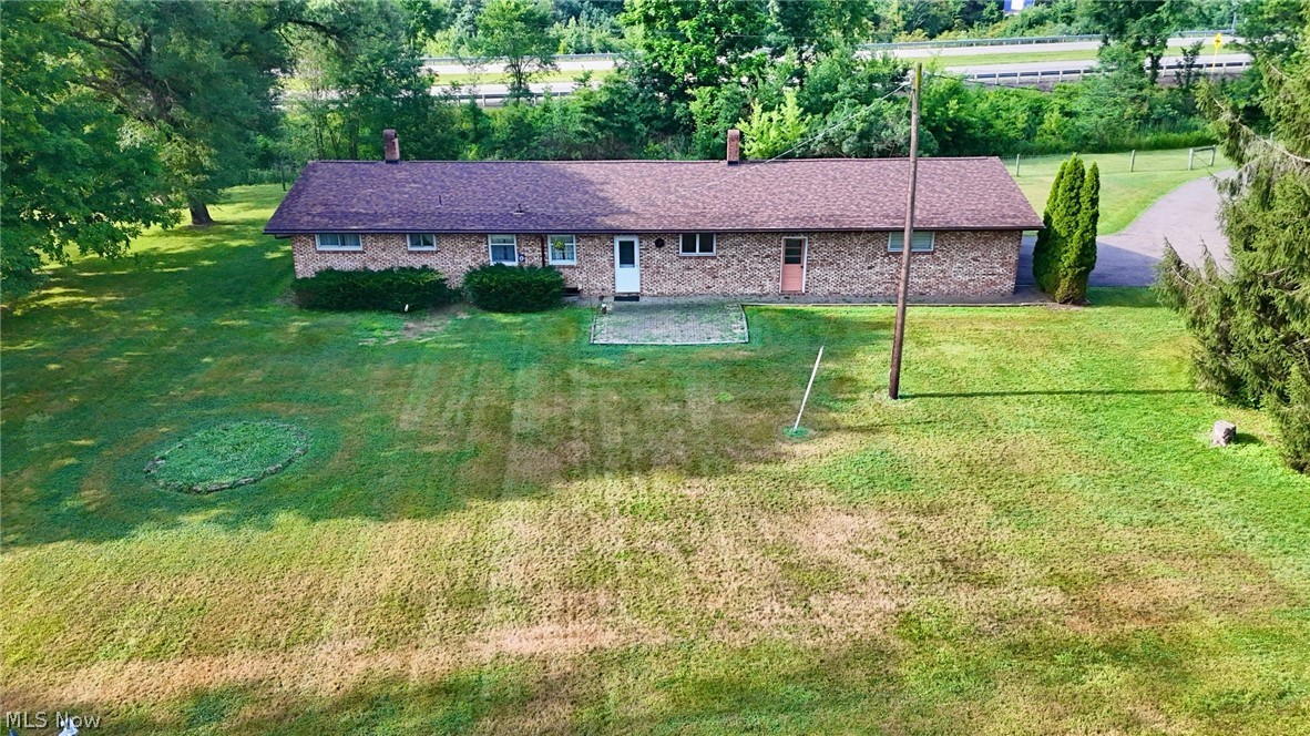 5779 Greer Road SE Uhrichsville OH 44683