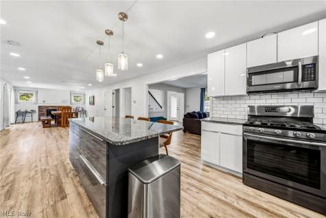 631 Dwight Drive Bay Village OH 44140