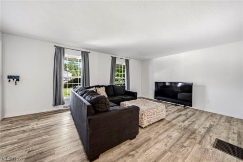 631 Dwight Drive Bay Village OH 44140
