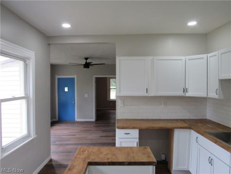 2334 W 38th Street Cleveland OH 44113