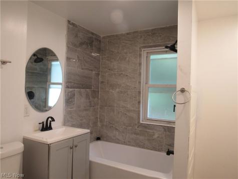 2334 W 38th Street Cleveland OH 44113