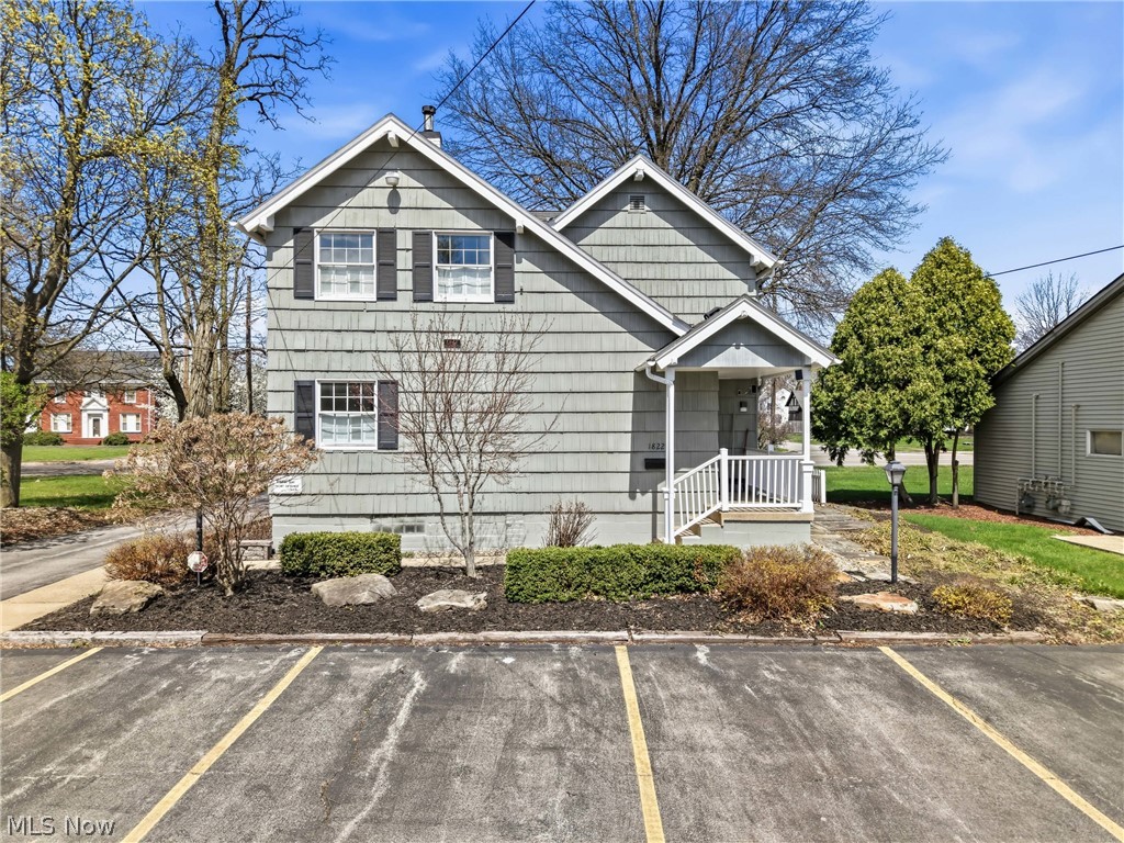1820 E Market Street Warren OH 44483