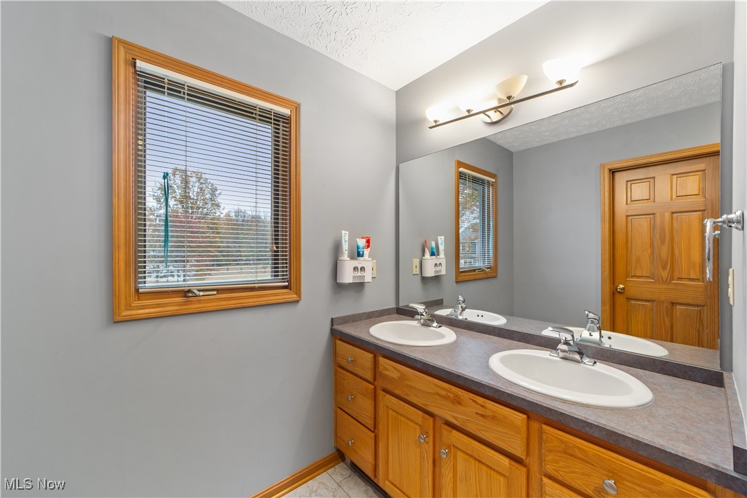 561 Monticello Drive Avon Lake OH 44012