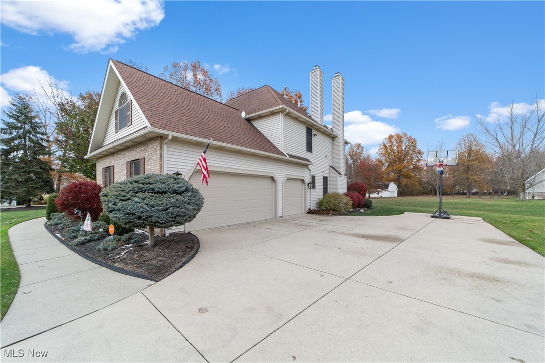 561 Monticello Drive Avon Lake OH 44012
