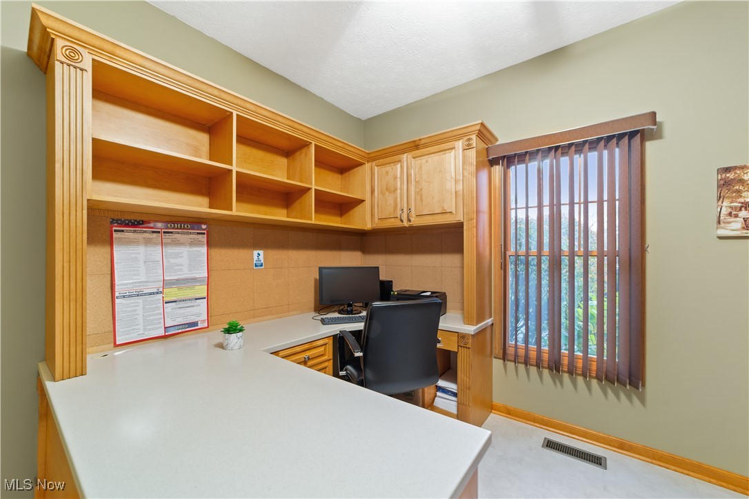 561 Monticello Drive Avon Lake OH 44012