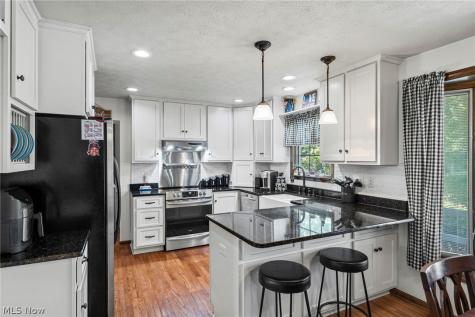2470 Stiegler Road Valley City OH 44280