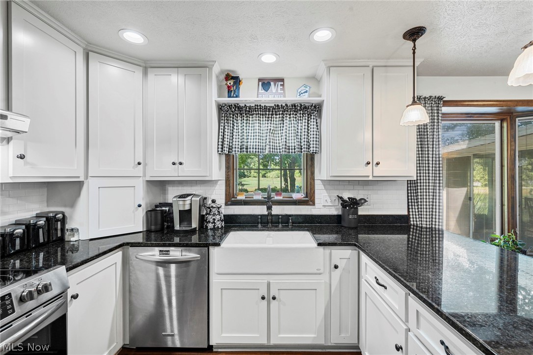 2470 Stiegler Road Valley City OH 44280