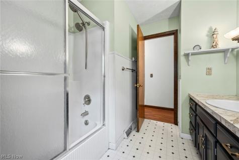 2470 Stiegler Road Valley City OH 44280