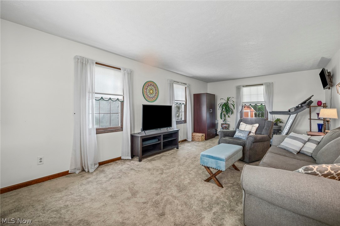 2470 Stiegler Road Valley City OH 44280
