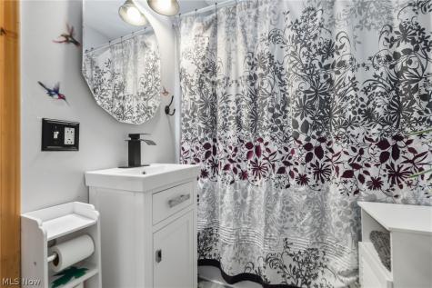 561 Mansfield Lucas Road Mansfield OH 44907
