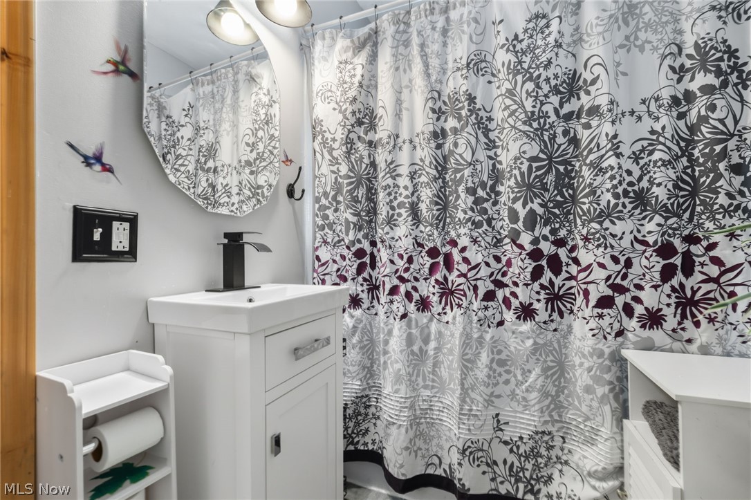 561 Mansfield Lucas Road Mansfield OH 44907