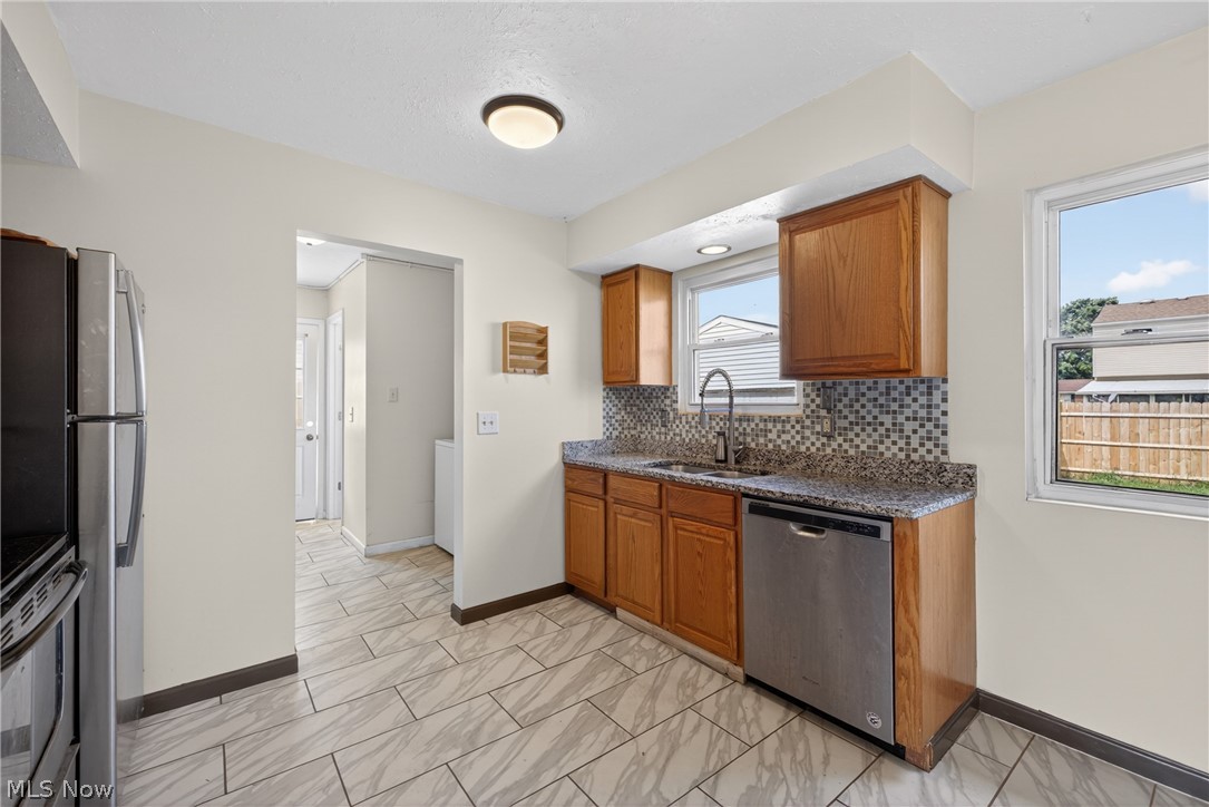 980 E 347th Street Eastlake OH 44095