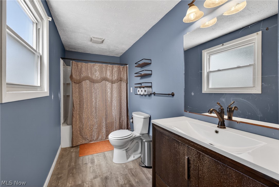 980 E 347th Street Eastlake OH 44095