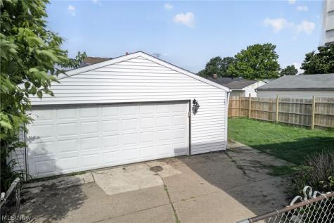 980 E 347th Street Eastlake OH 44095