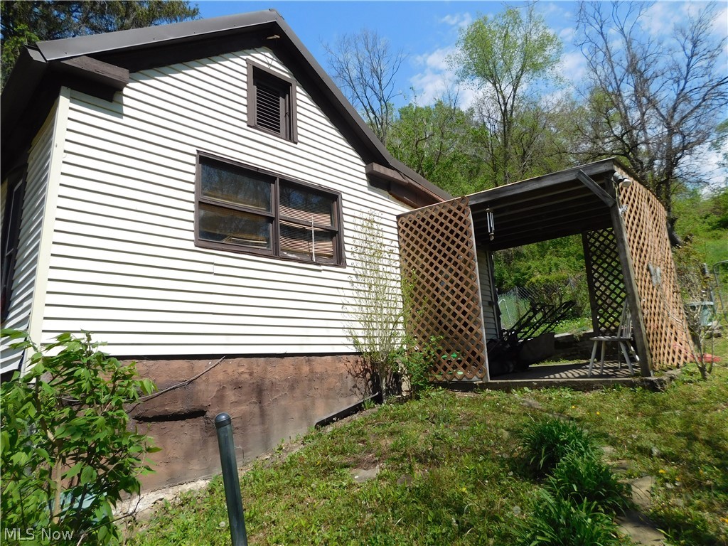 68250 Wrixon Road Bridgeport OH 43912