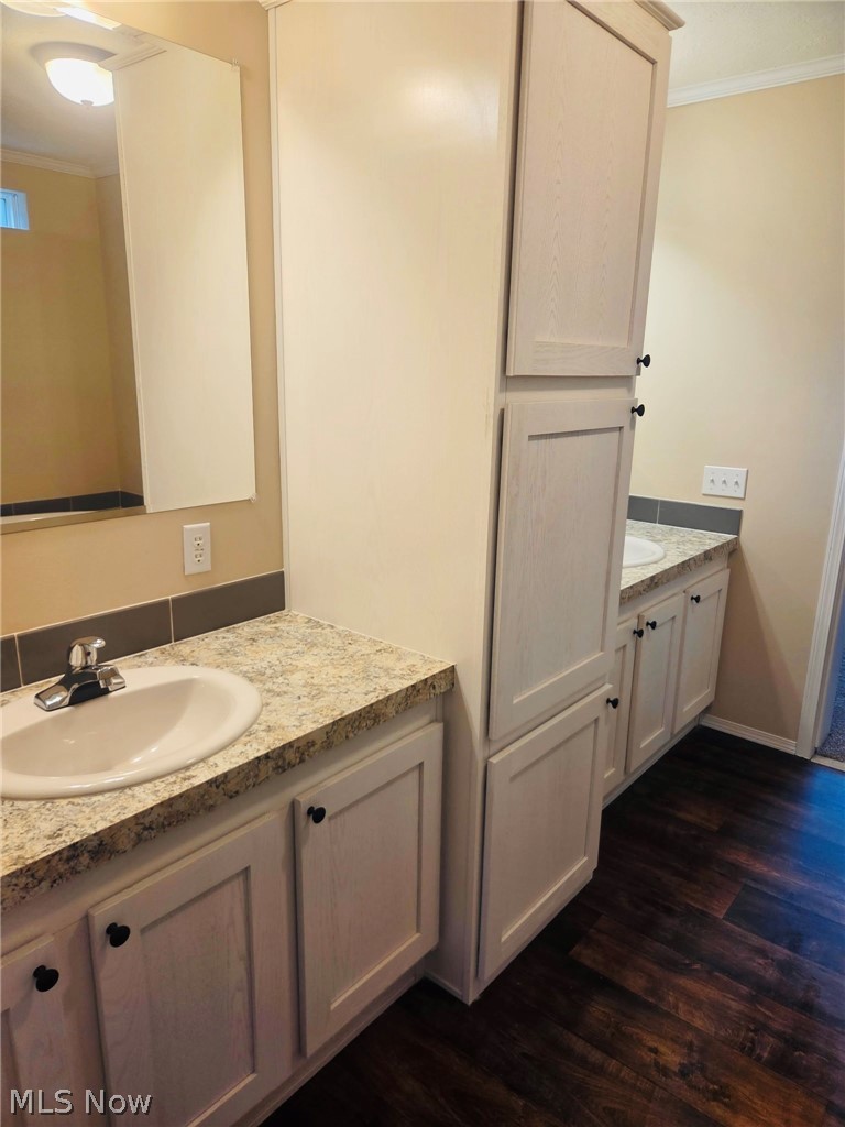 53 Zent Avenue Fredericktown OH 43019