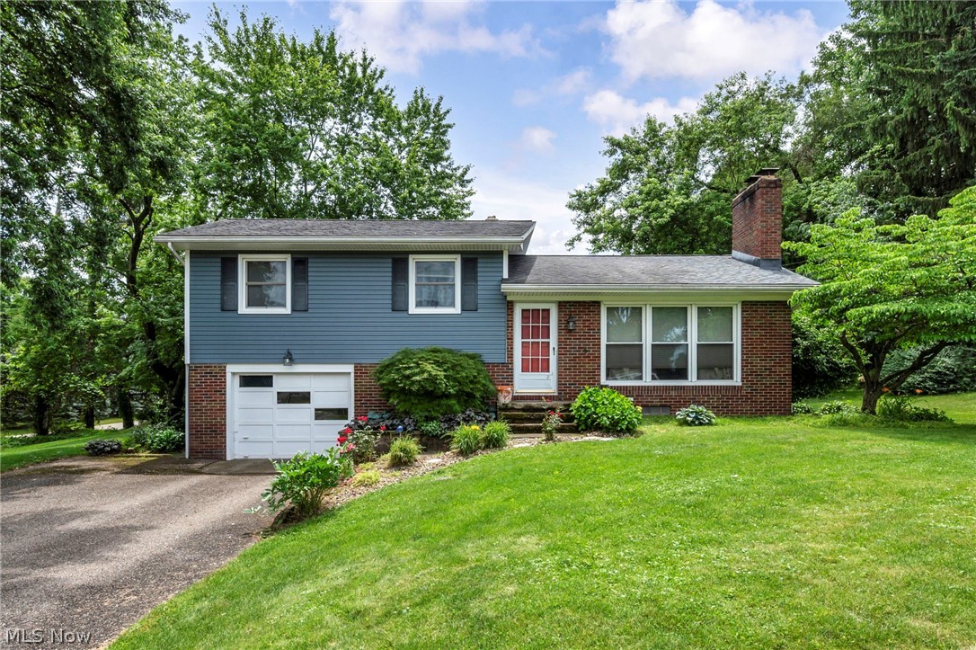 12880 Sunset Circle NW Uniontown OH 44685
