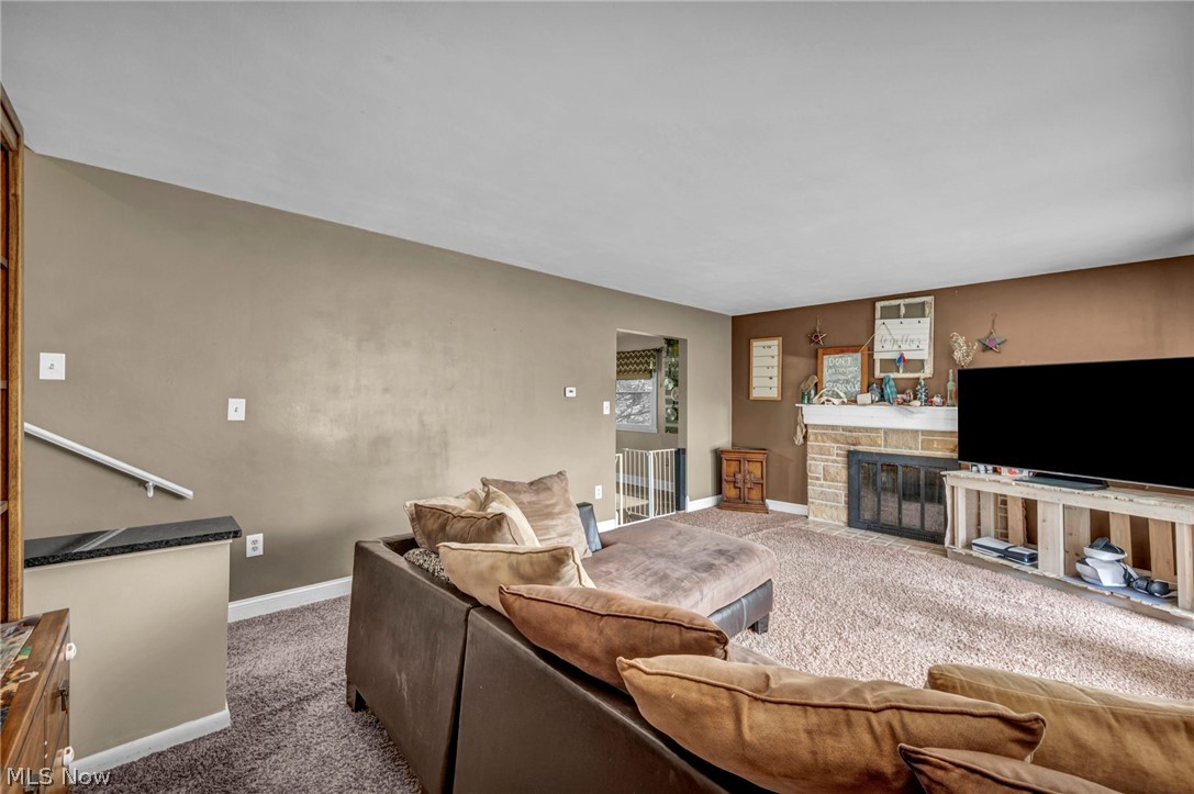 12880 Sunset Circle NW Uniontown OH 44685
