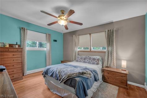 12880 Sunset Circle NW Uniontown OH 44685