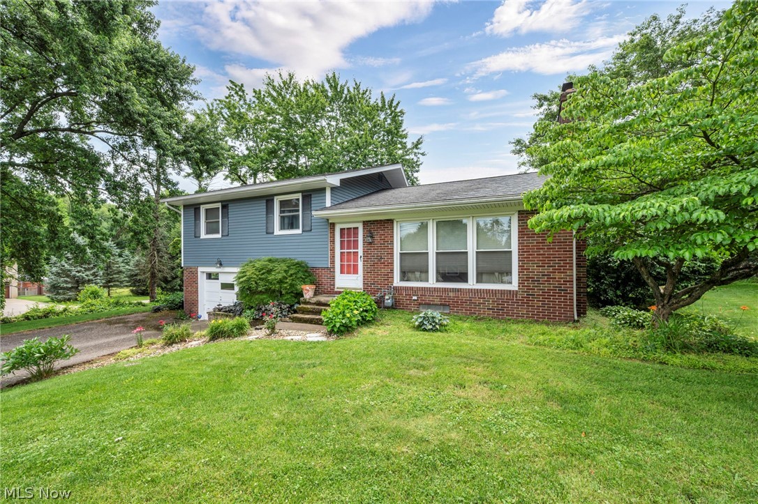 12880 Sunset Circle NW Uniontown OH 44685