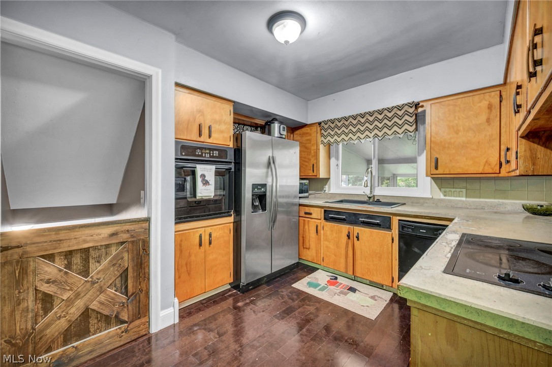 12880 Sunset Circle NW Uniontown OH 44685