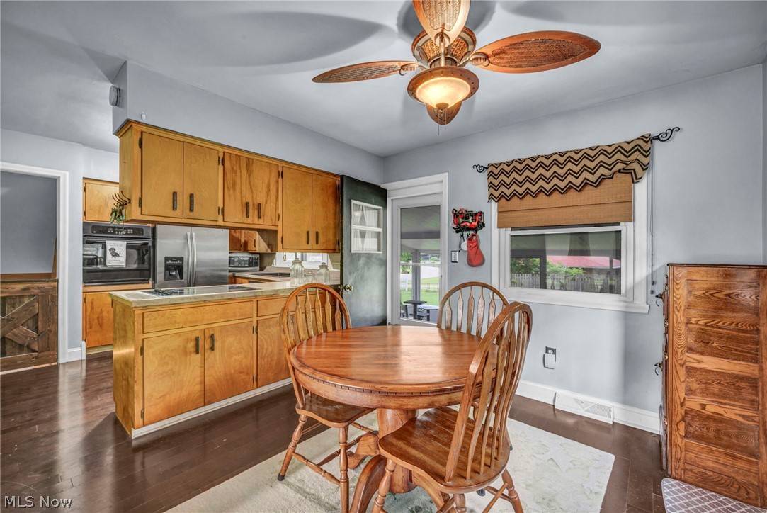 12880 Sunset Circle NW Uniontown OH 44685