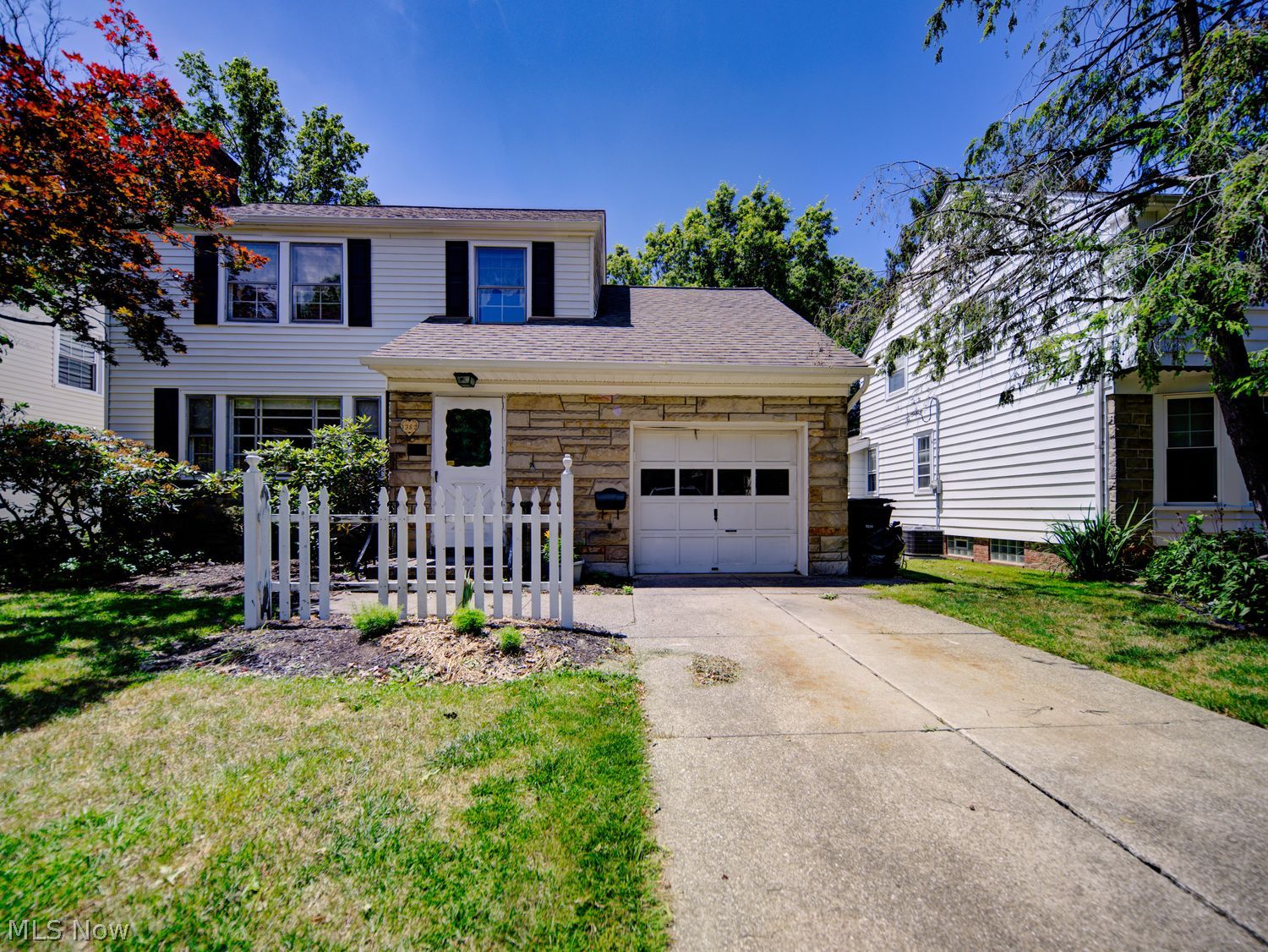1382 Clearview Road Cleveland OH 44124