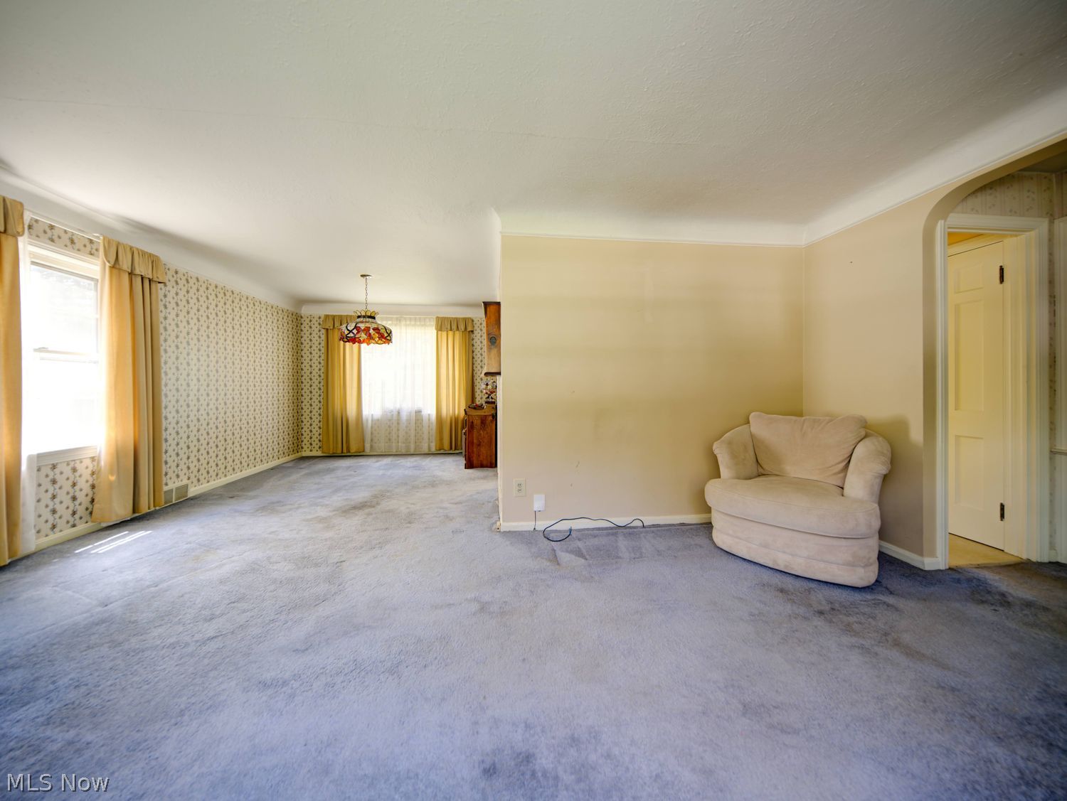 1382 Clearview Road Cleveland OH 44124
