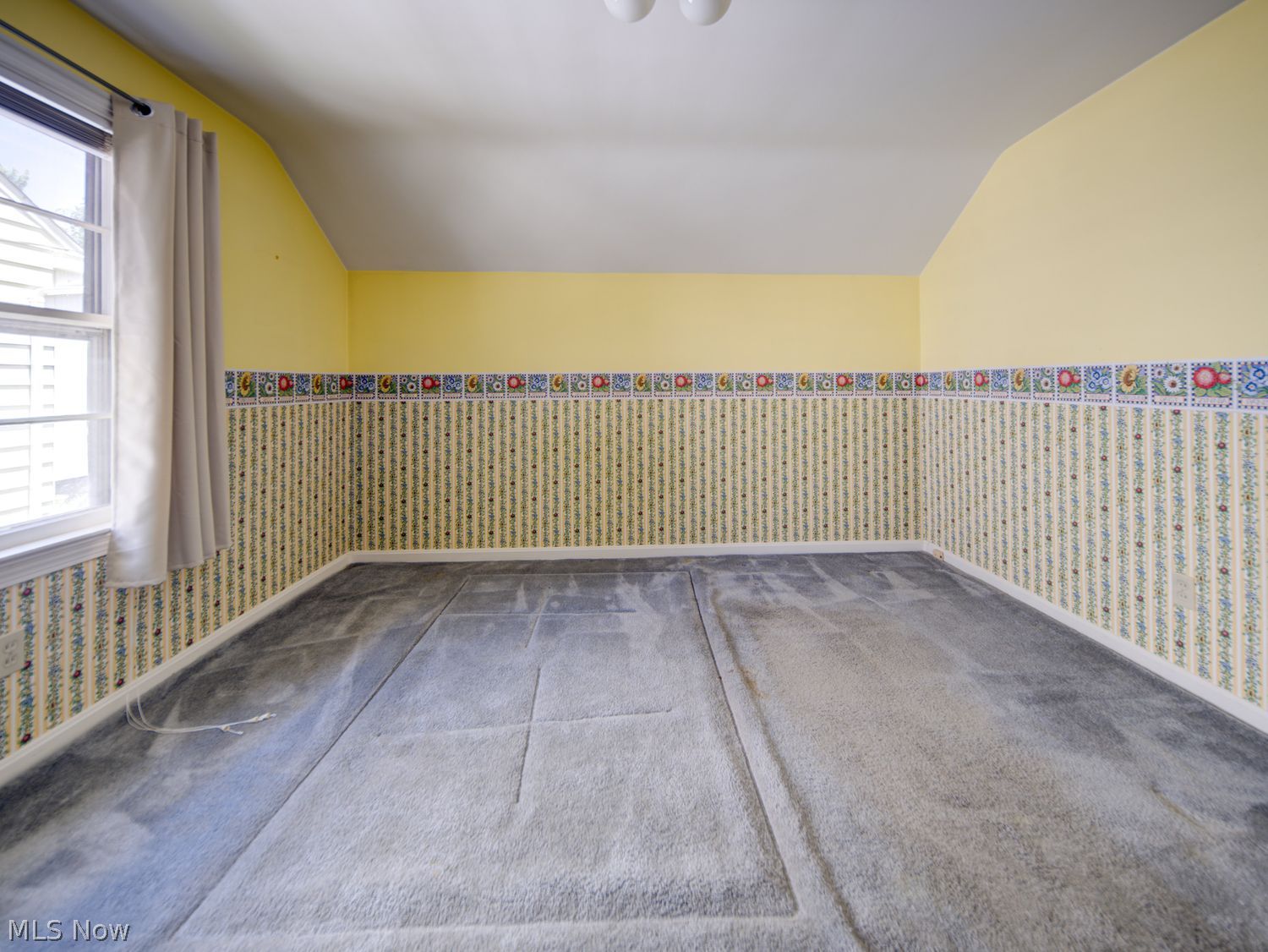 1382 Clearview Road Cleveland OH 44124