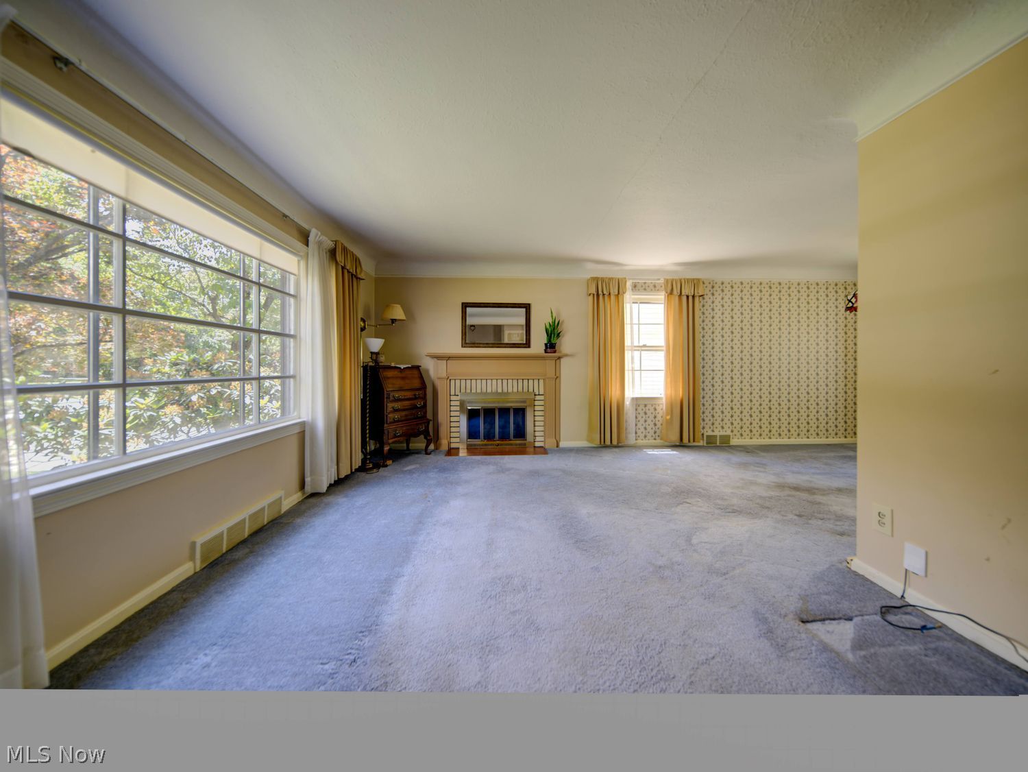 1382 Clearview Road Cleveland OH 44124