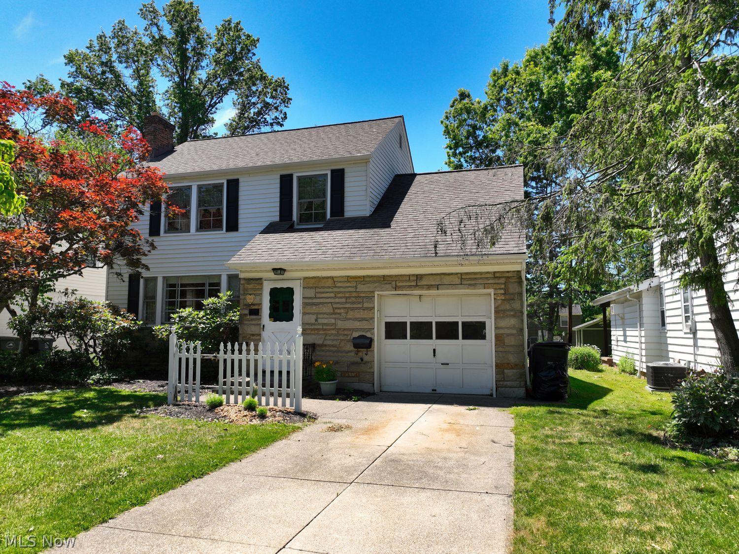 1382 Clearview Road Cleveland OH 44124