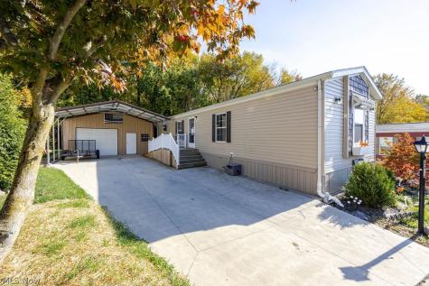 2212 Kingsbury Drive SW Canton OH 44706