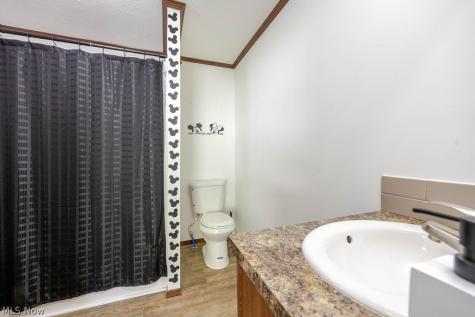 2212 Kingsbury Drive SW Canton OH 44706
