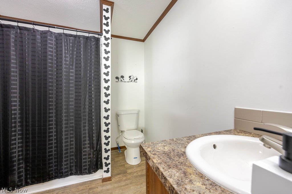 2212 Kingsbury Drive SW Canton OH 44706