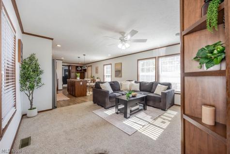 2212 Kingsbury Drive SW Canton OH 44706