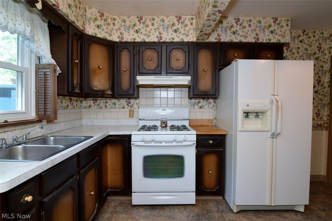 25600 Zeman Avenue Euclid OH 44132