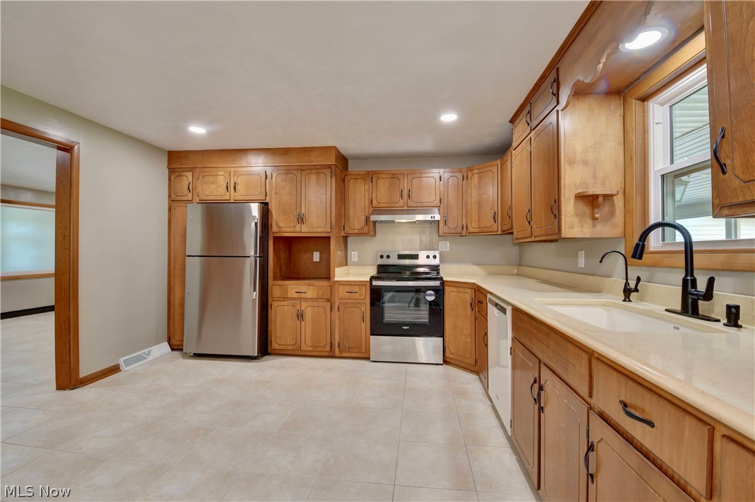 1184 Dawn Drive NE New Philadelphia OH 44663