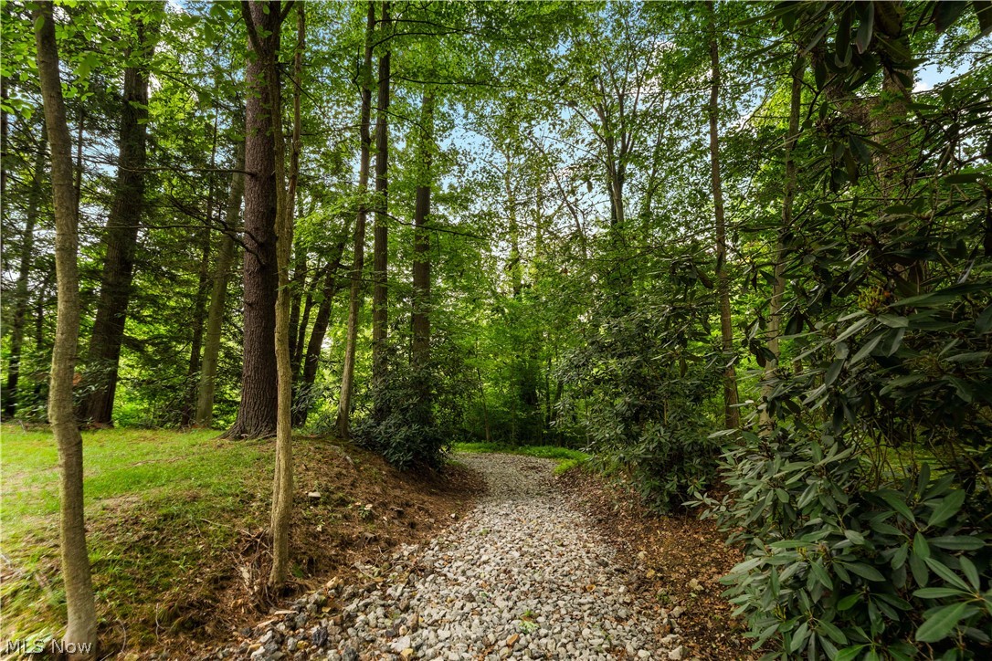 5587 Charleston Road Newton Falls OH 44444