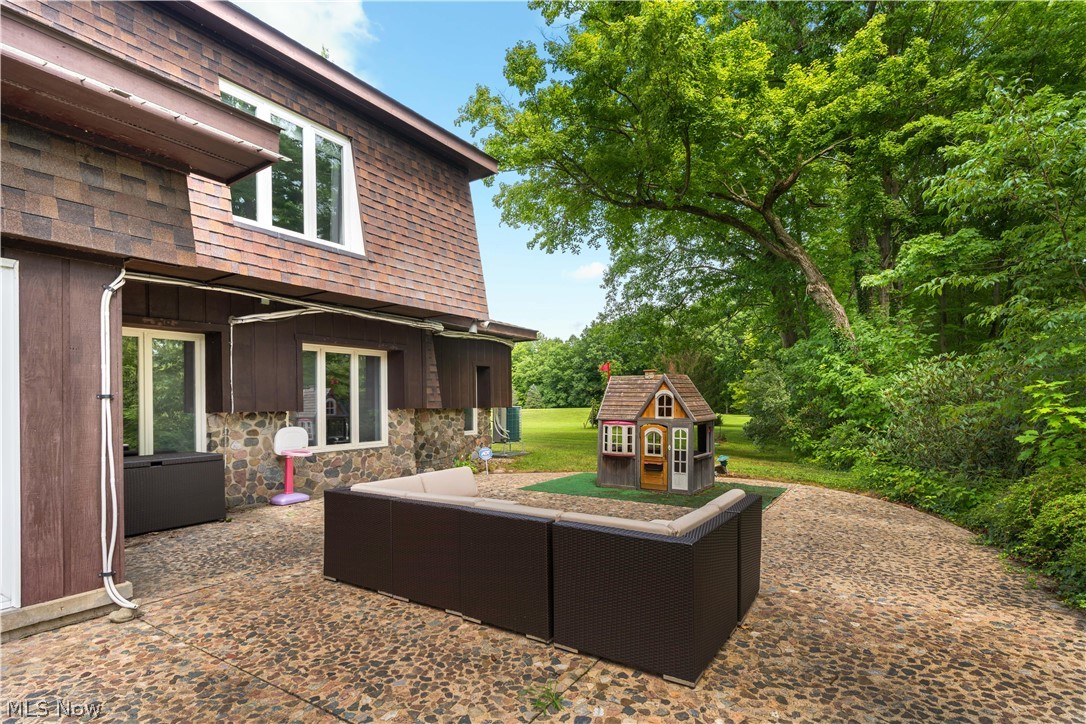 5587 Charleston Road Newton Falls OH 44444