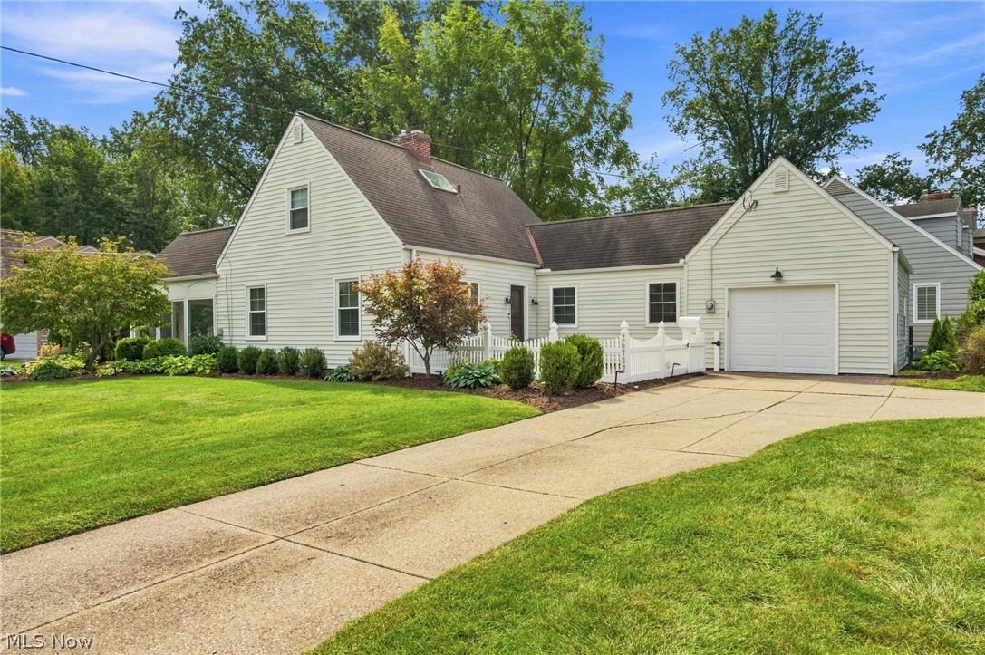 26737 Lake Road Bay Village OH 44140